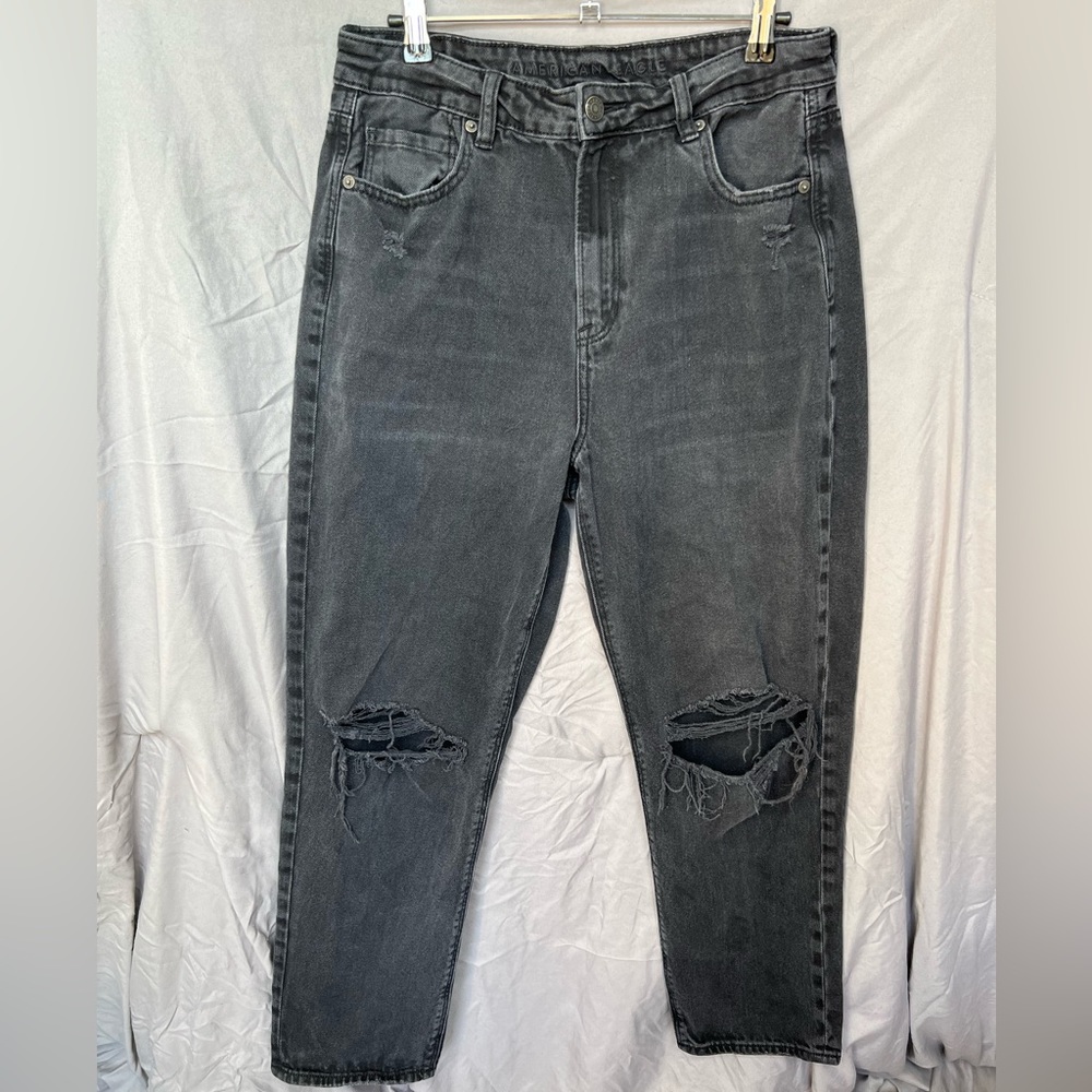 American Eagle Mom Straight Jean (Black)